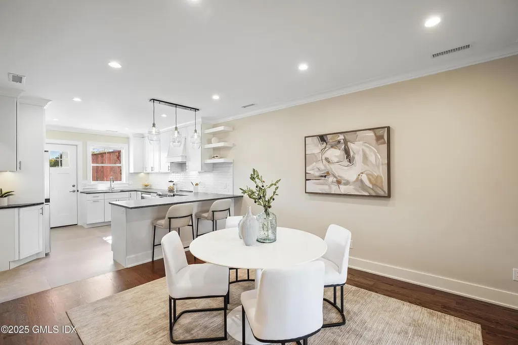 31 East Avenue New Canaan CT 06840