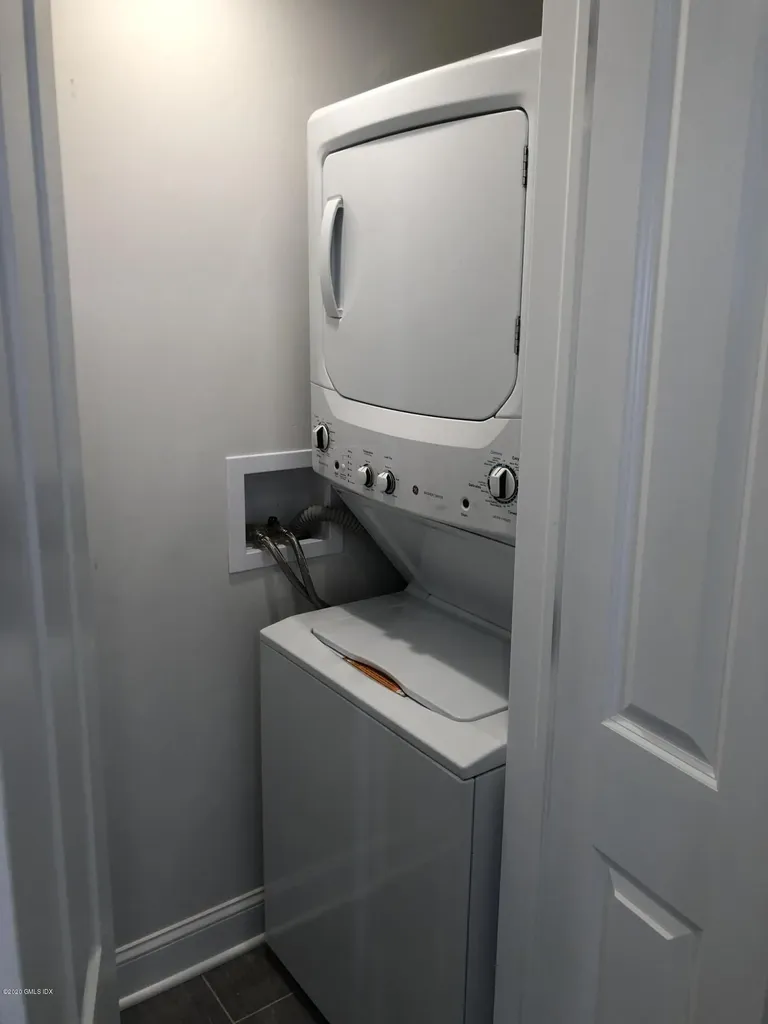 30 Harold Avenue Greenwich CT 06830