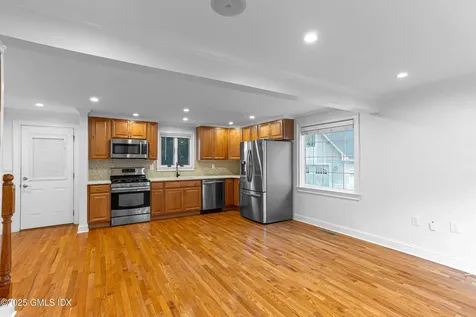 2 Ivy Street Greenwich CT 06830