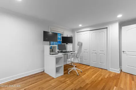 2 Ivy Street Greenwich CT 06830