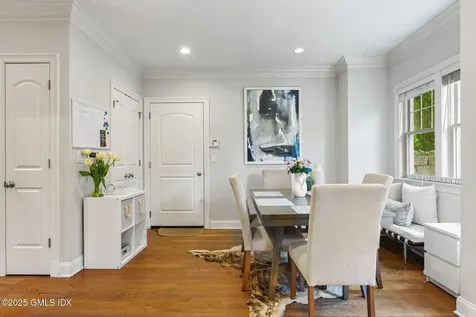 25 Le Grande Avenue Greenwich CT 06830