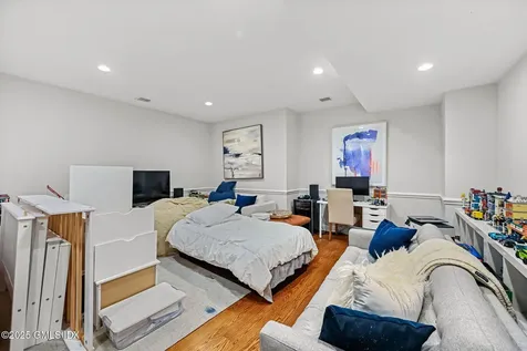 25 Le Grande Avenue Greenwich CT 06830