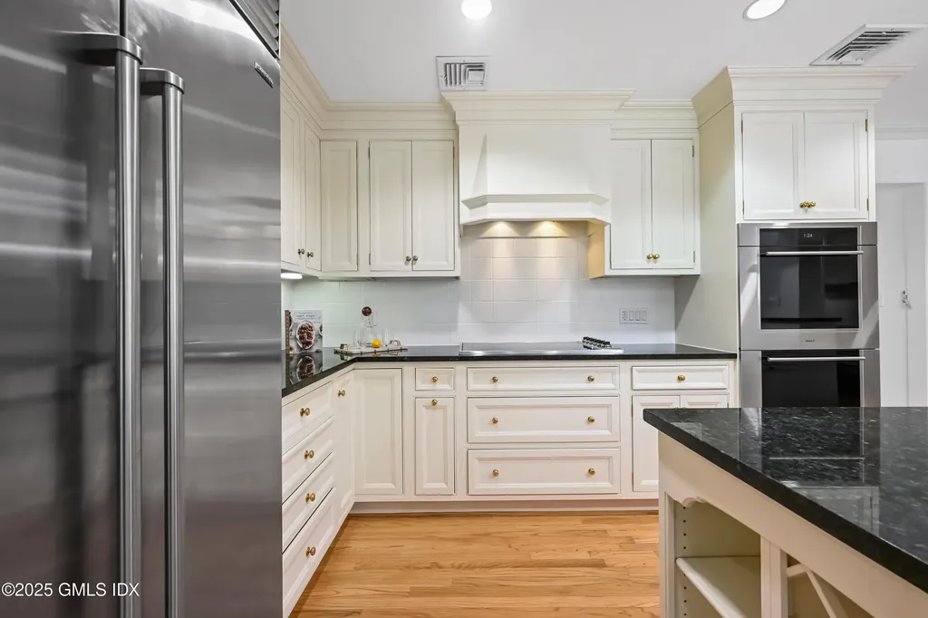 38 Bedford Road Greenwich CT 06831