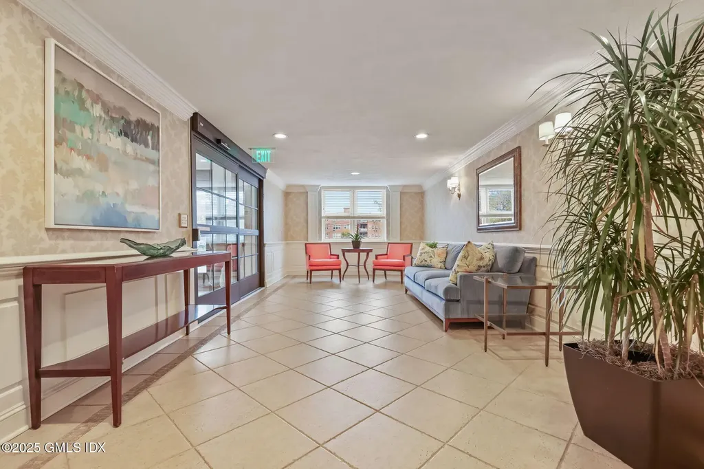 4 Putnam Hill Greenwich CT 06830