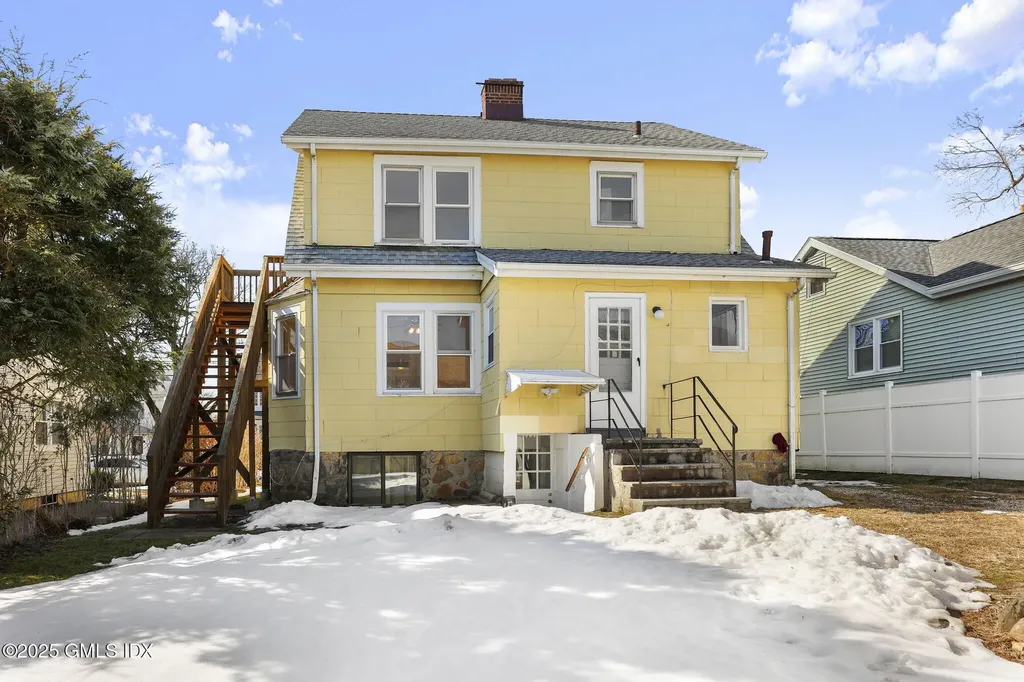 18 Claremont Street Stamford CT 06902