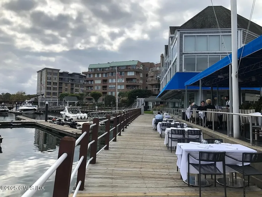 18 Claremont Street Stamford CT 06902