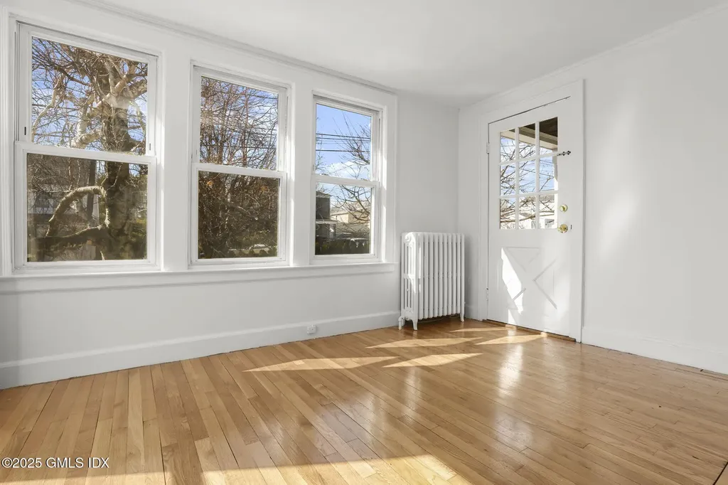 18 Claremont Street Stamford CT 06902