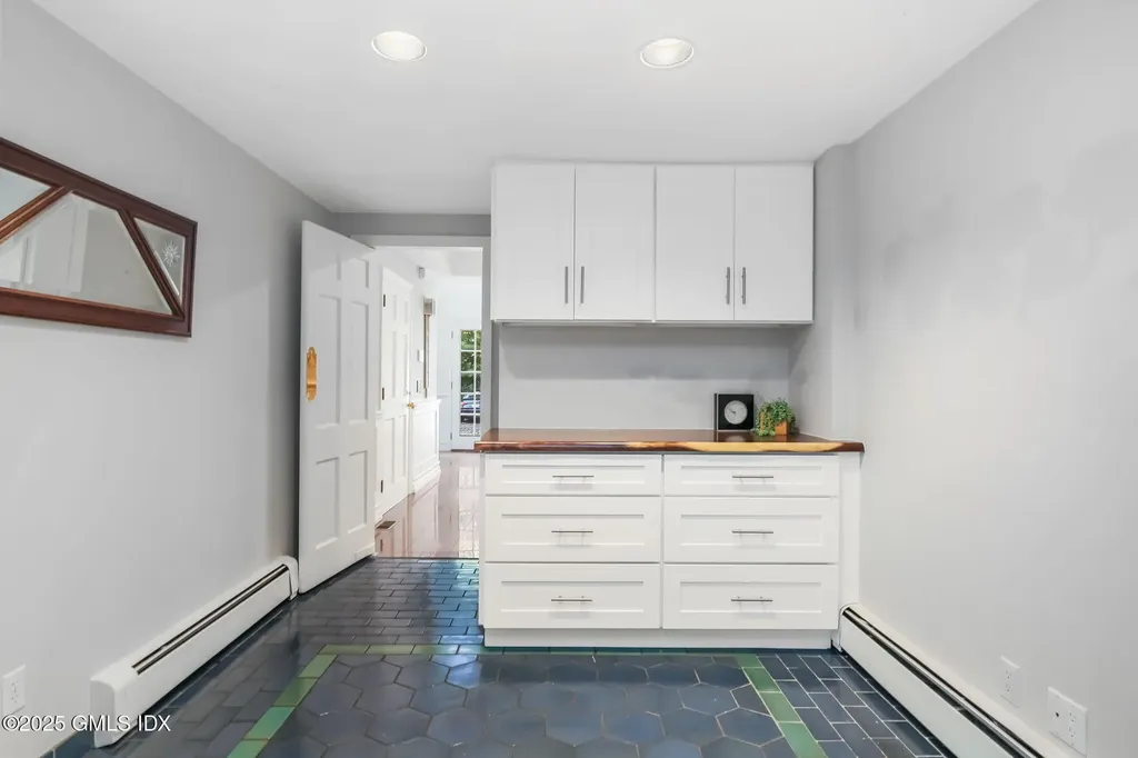 53 Shady Lane Greenwich CT 06831