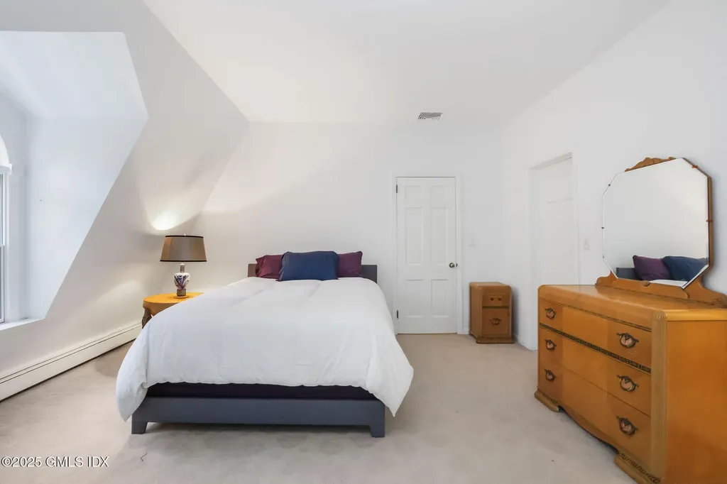 53 Shady Lane Greenwich CT 06831