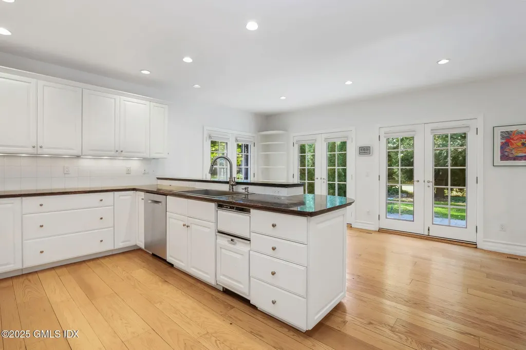 53 Shady Lane Greenwich CT 06831