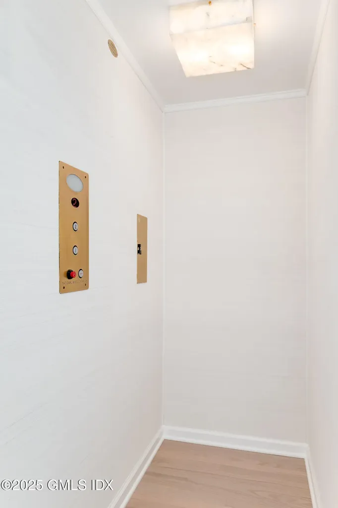 67 Richmond Hill Road Greenwich CT 06831