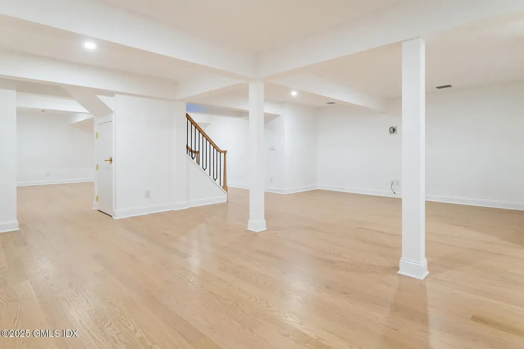 67 Richmond Hill Road Greenwich CT 06831