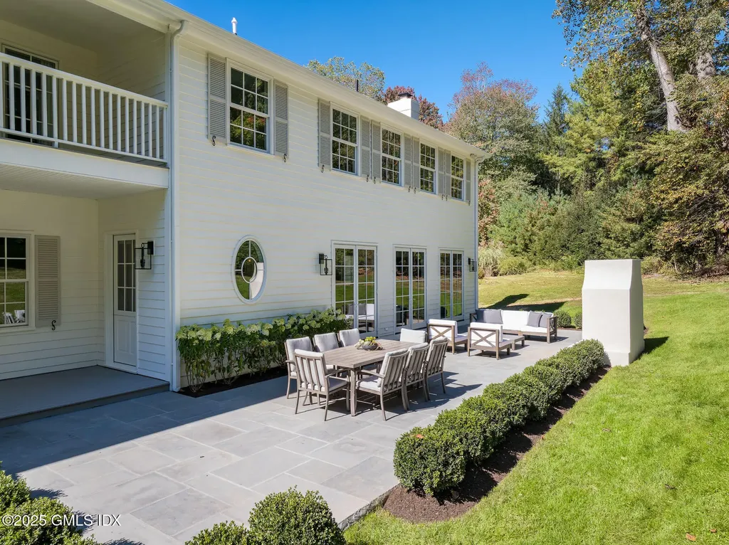 67 Richmond Hill Road Greenwich CT 06831