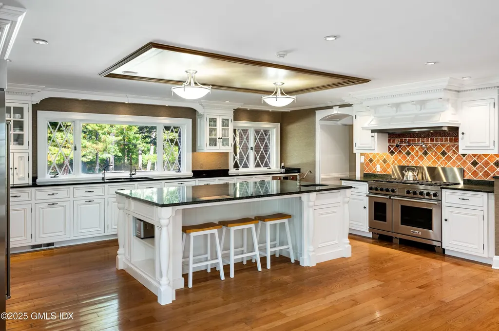 214 Good Hill Road Weston CT 06883