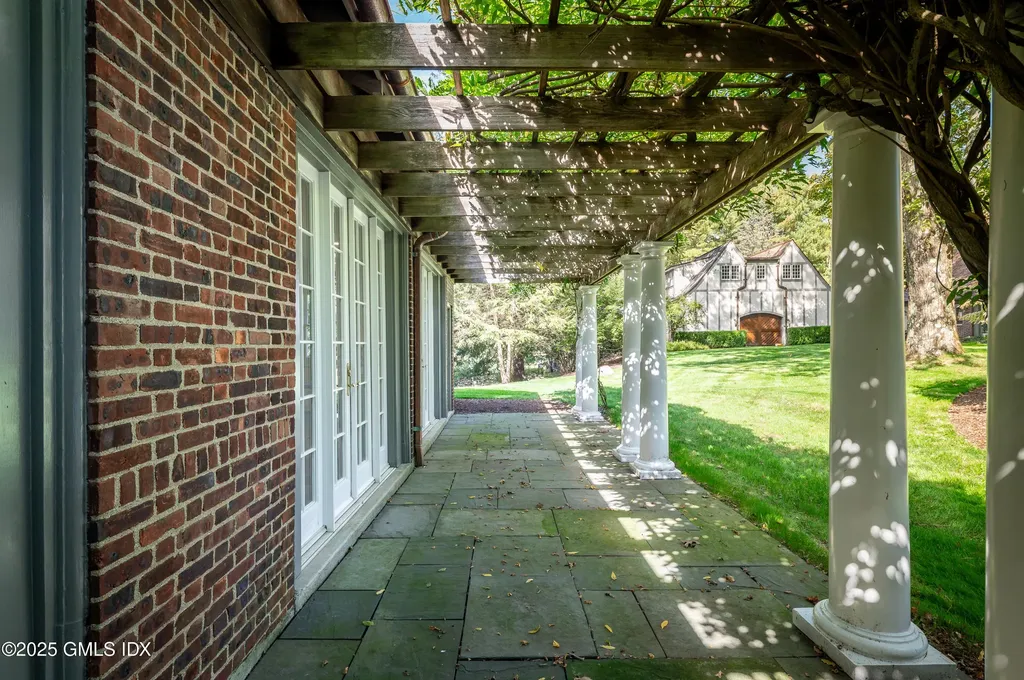 214 Good Hill Road Weston CT 06883