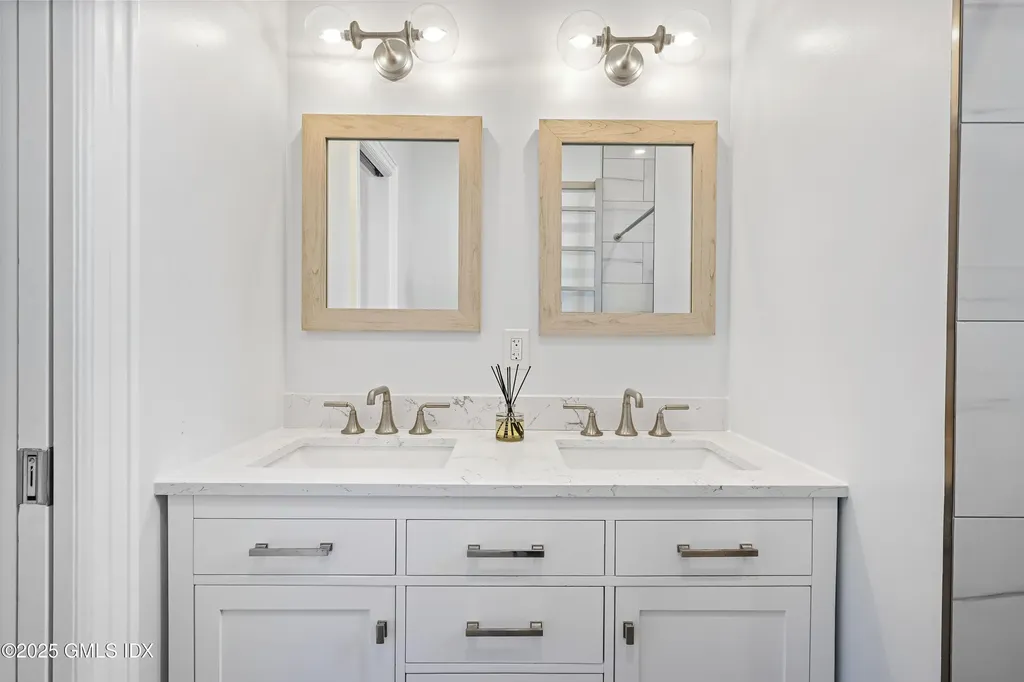 47 Lafayette Place Greenwich CT 06830