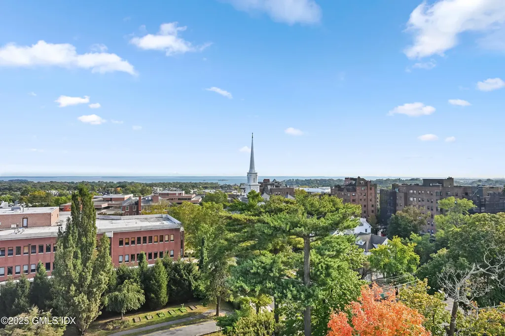 47 Lafayette Place Greenwich CT 06830