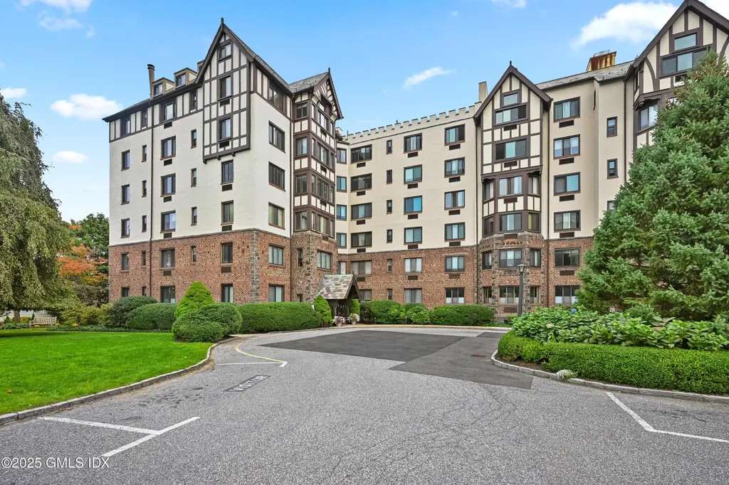 47 Lafayette Place Greenwich CT 06830