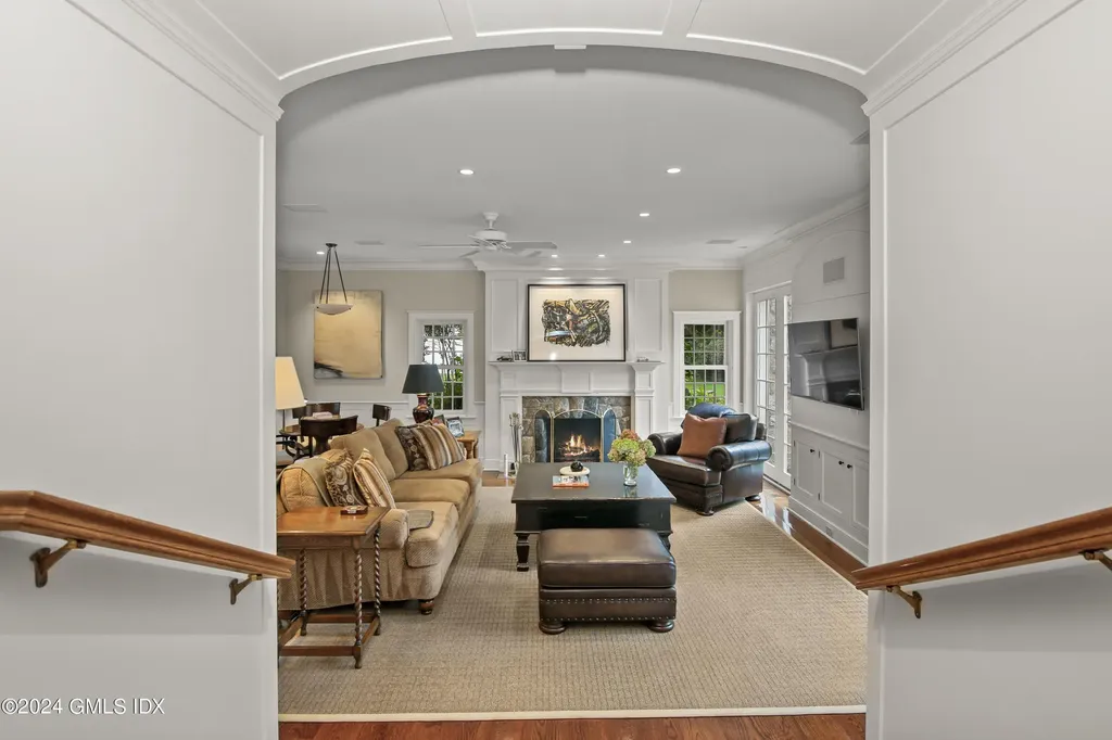 114 Ferris Hill Road New Canaan CT 06840