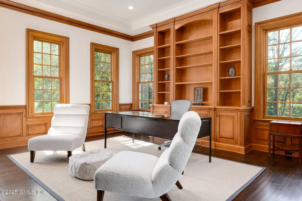 895 Lake Avenue Greenwich CT 06831