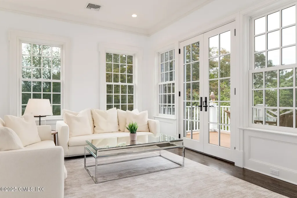 895 Lake Avenue Greenwich CT 06831