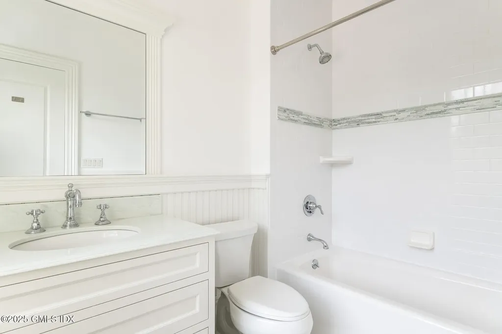 895 Lake Avenue Greenwich CT 06831