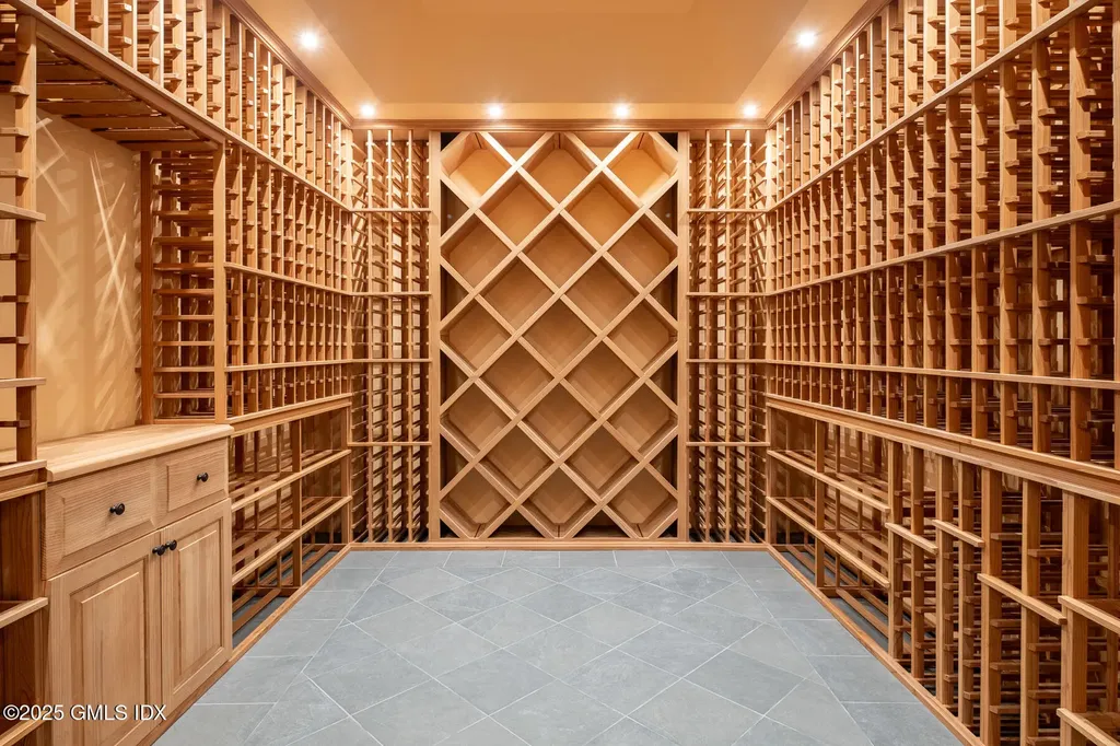 895 Lake Avenue Greenwich CT 06831