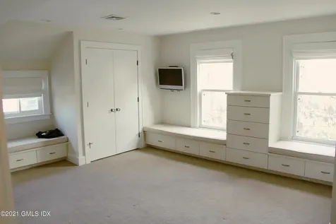 71 Benjamin Street Old Greenwich CT 06870