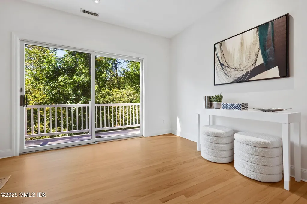 333 Palmer Hill Road Riverside CT 06878