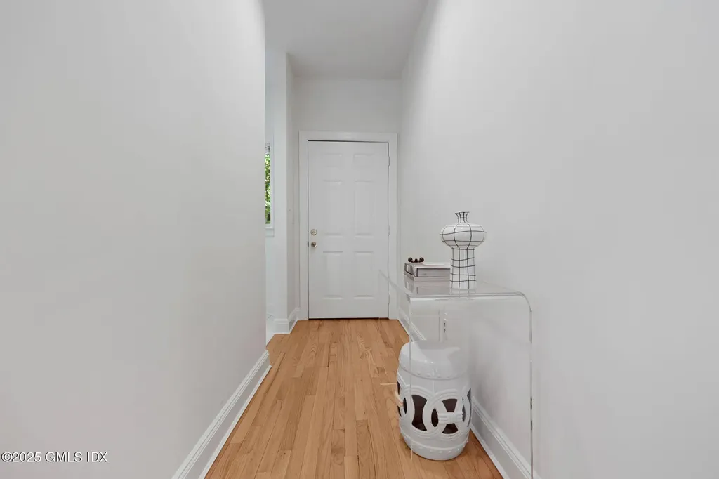 333 Palmer Hill Road Riverside CT 06878