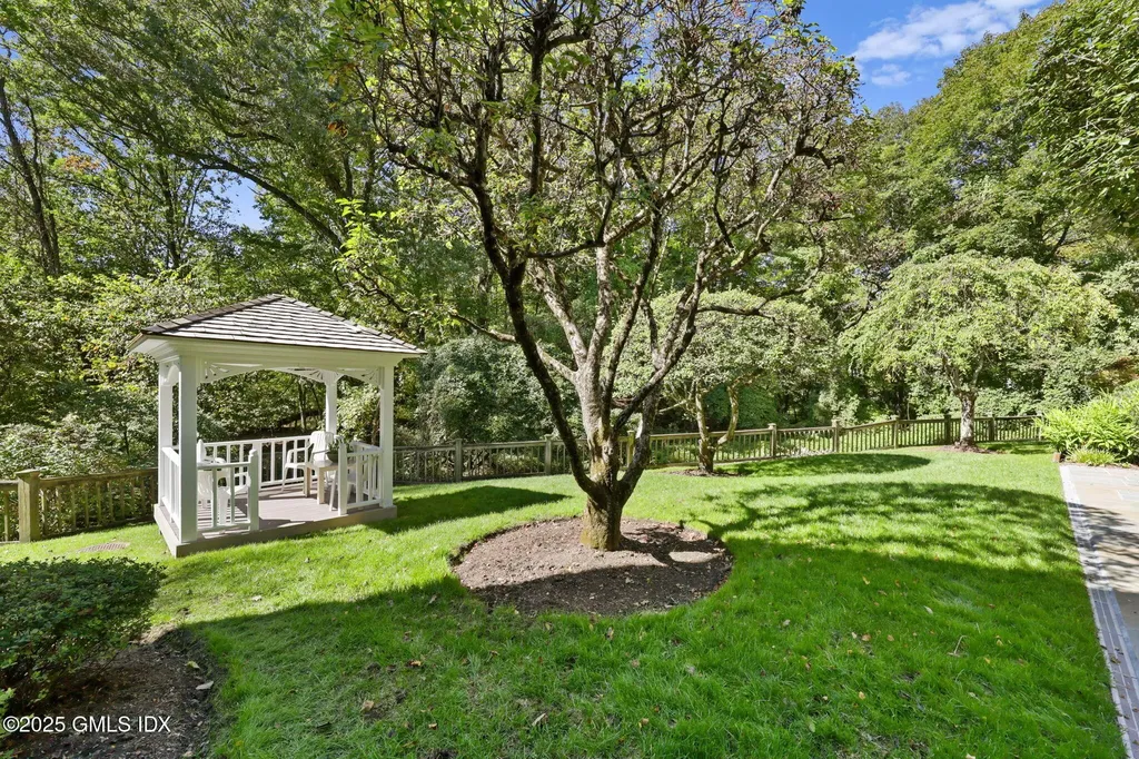 333 Palmer Hill Road Riverside CT 06878