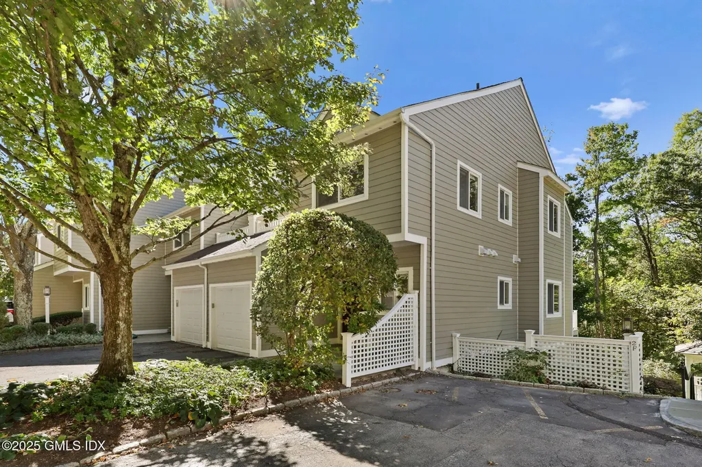 333 Palmer Hill Road Riverside CT 06878