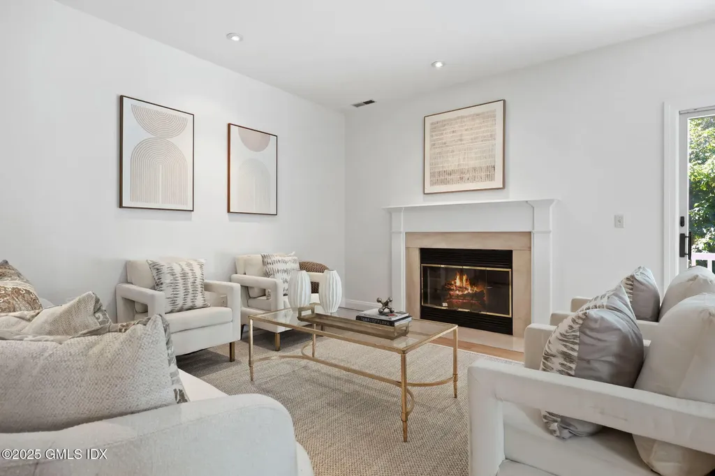 333 Palmer Hill Road Riverside CT 06878