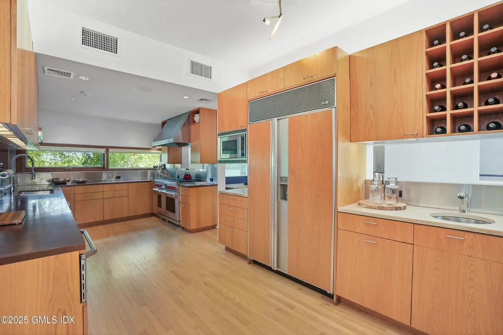 490 North Street Greenwich CT 06830