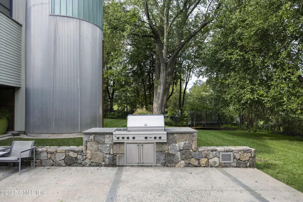 490 North Street Greenwich CT 06830