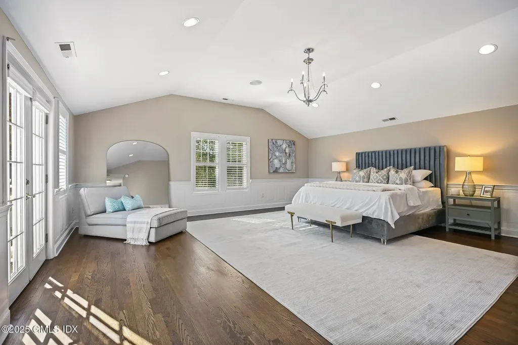 93 Rockledge Drive Stamford CT 06902