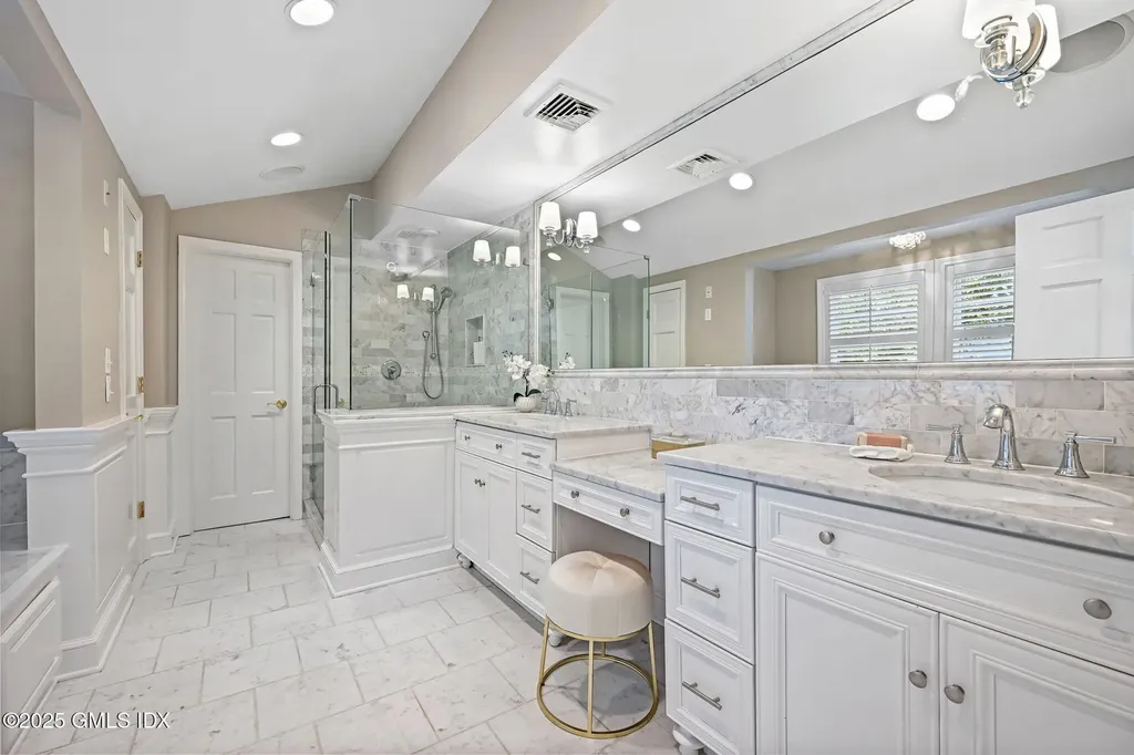 93 Rockledge Drive Stamford CT 06902