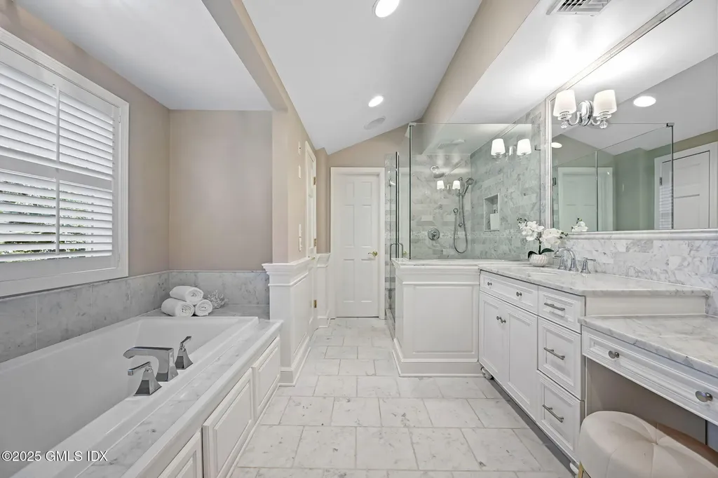 93 Rockledge Drive Stamford CT 06902