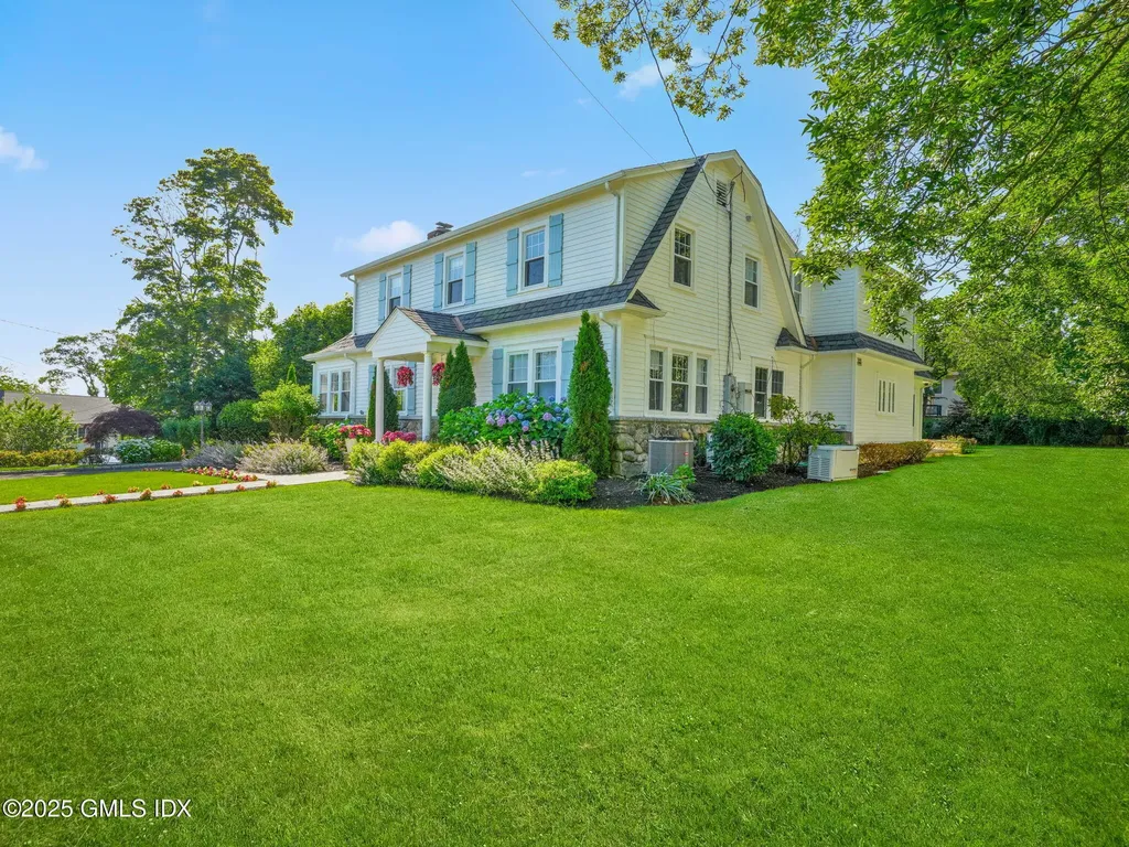 93 Rockledge Drive Stamford CT 06902