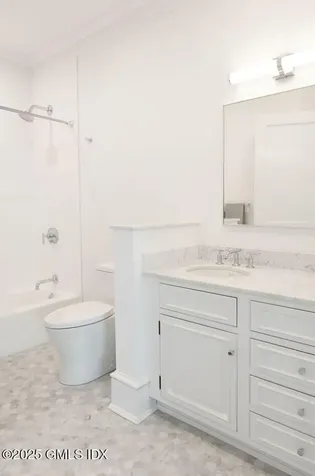 19 Weeds Landing Darien CT 06820