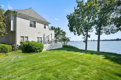 19 Weeds Landing Darien CT 06820
