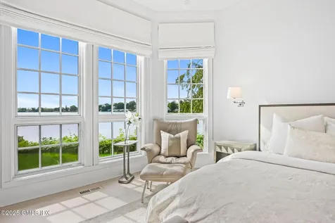 19 Weeds Landing Darien CT 06820