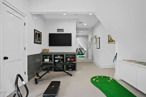 19 Weeds Landing Darien CT 06820