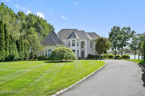 19 Weeds Landing Darien CT 06820