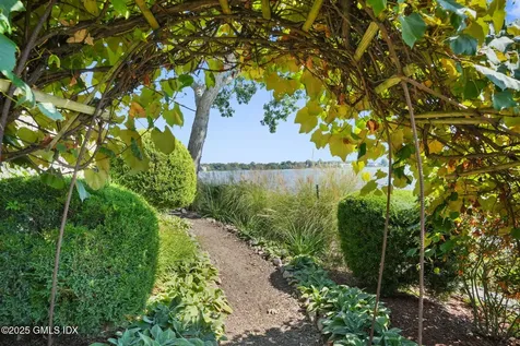 19 Weeds Landing Darien CT 06820
