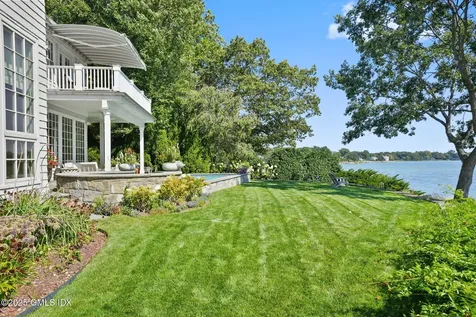 19 Weeds Landing Darien CT 06820