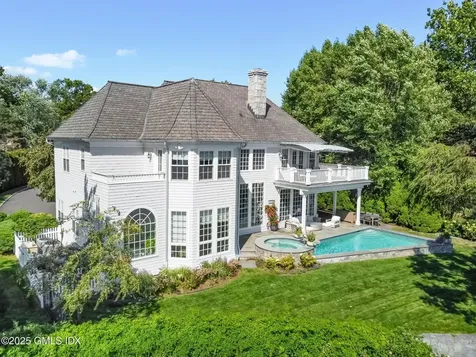 19 Weeds Landing Darien CT 06820