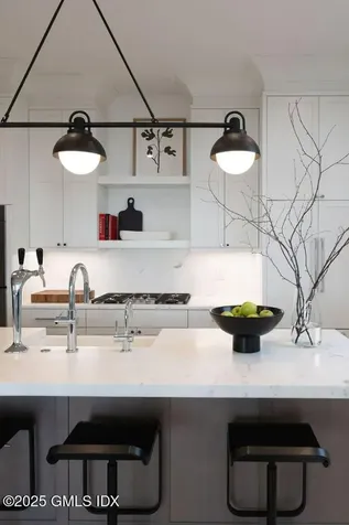 19 Weeds Landing Darien CT 06820