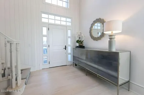 19 Weeds Landing Darien CT 06820