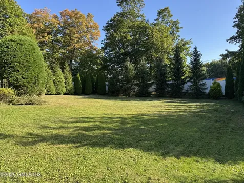 519 E Putnam Avenue Greenwich CT 06830